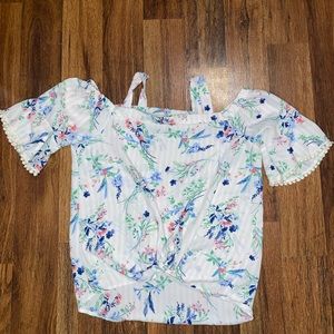Cute silk blouse like new
